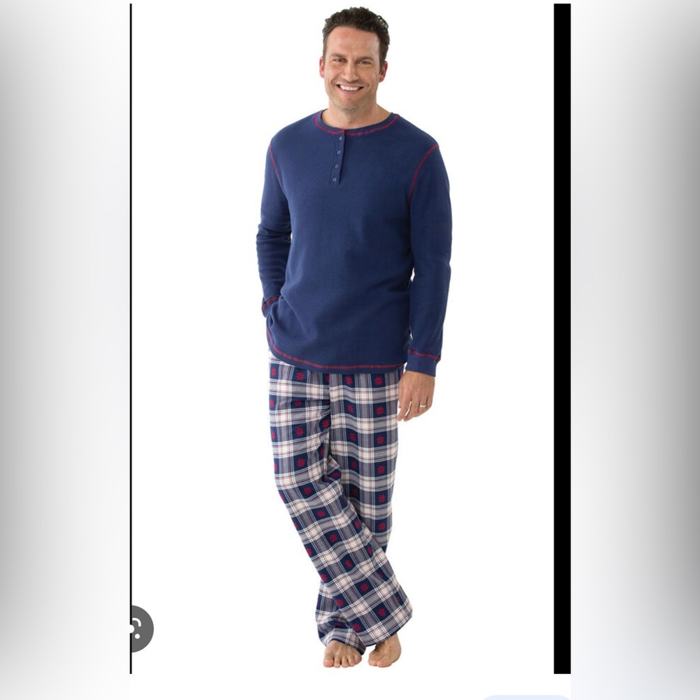 Dark blue men’s Thermal top PJ.